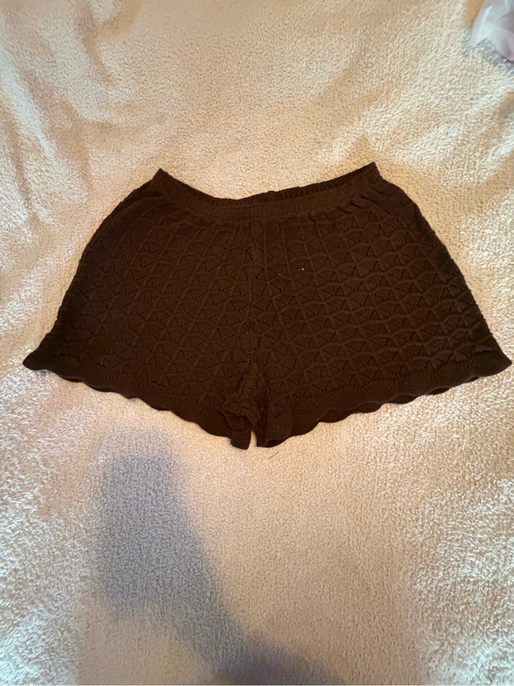 H&M Black Knit Scallop-Hem Shorts